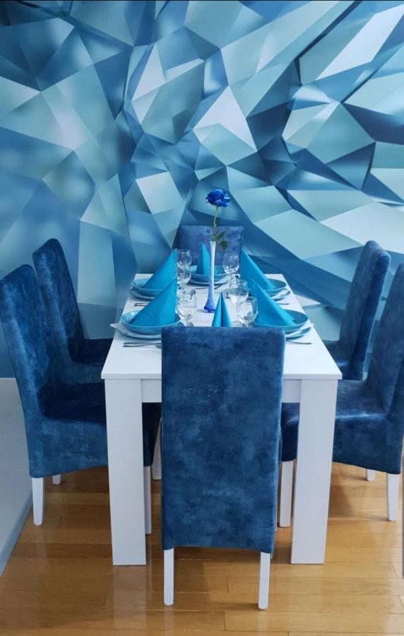 Apartman Kej Blue Free Parking Кралево Екстериор снимка