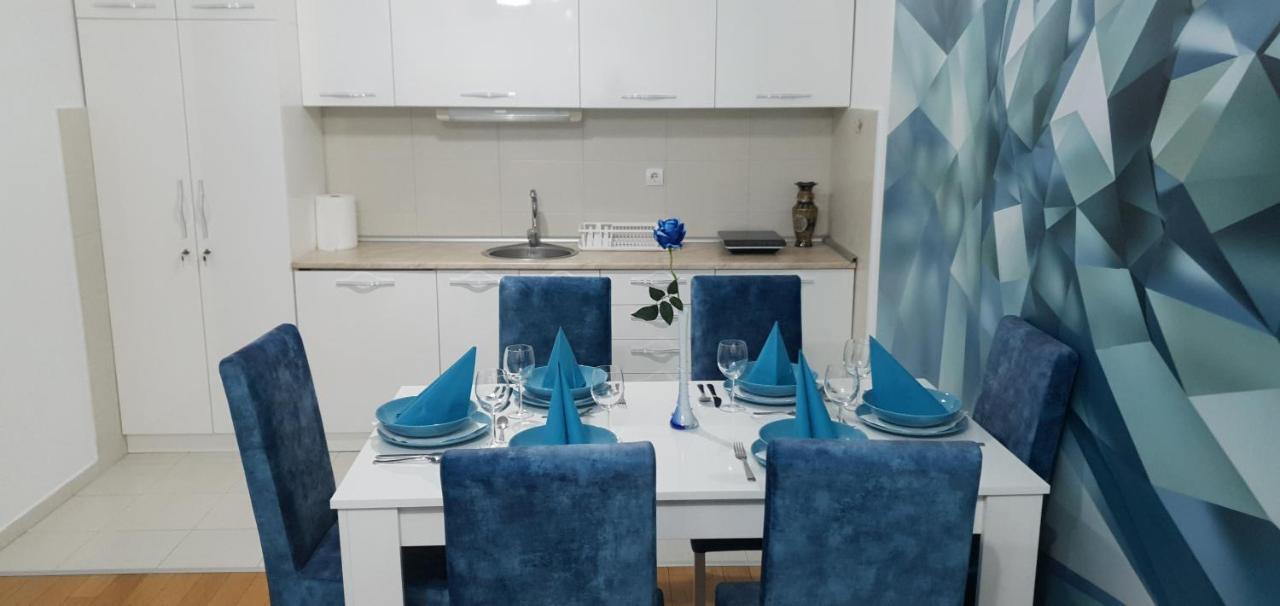 Apartman Kej Blue Free Parking Кралево Екстериор снимка