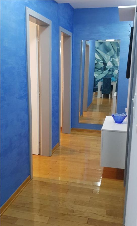 Apartman Kej Blue Free Parking Кралево Екстериор снимка